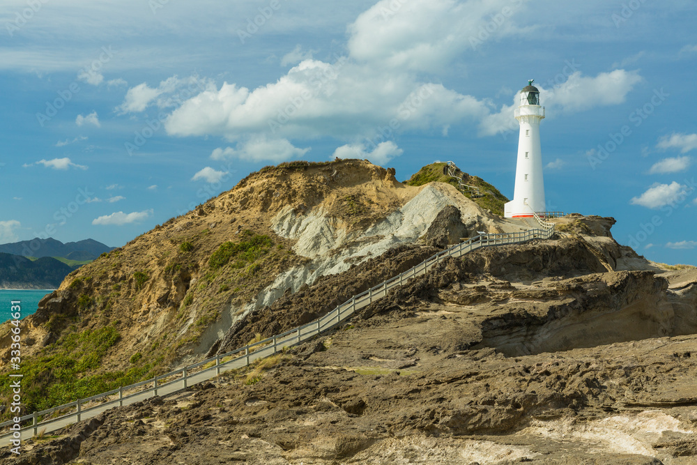 ニュージーランド　ワイララパのキャッスルポイントの灯台