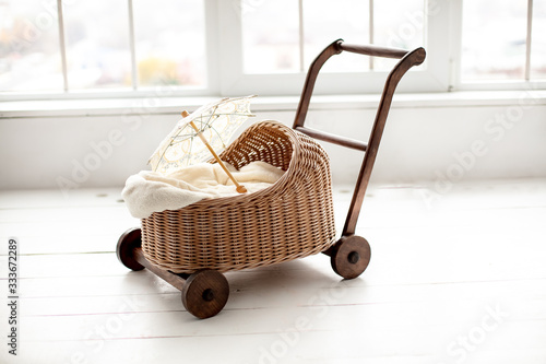 shopping cart with basket