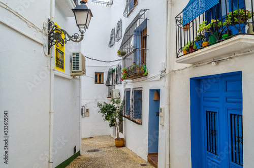 Narrow streets in the village of Altea, Spain © vli86