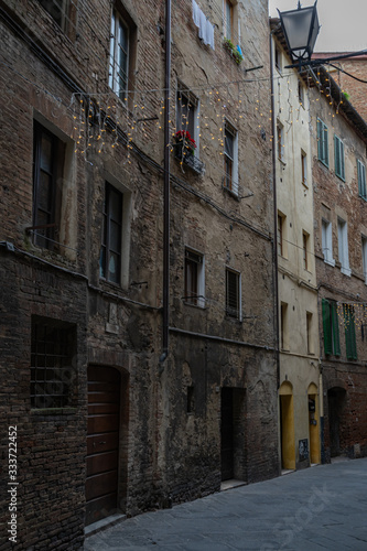 Fototapeta Naklejka Na Ścianę i Meble -  A view of Siena Italy
