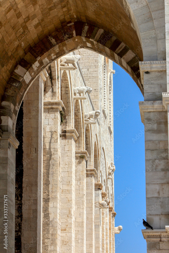 Details of the Roman Catholic cathedral dedicated to Saint Nicholas the Pilgrim in Trani, Puglia, Italy