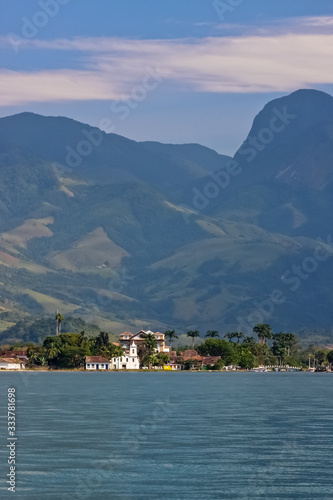 Partial view of the city of Paraty with a baroque church in the foreground © willbrasil21