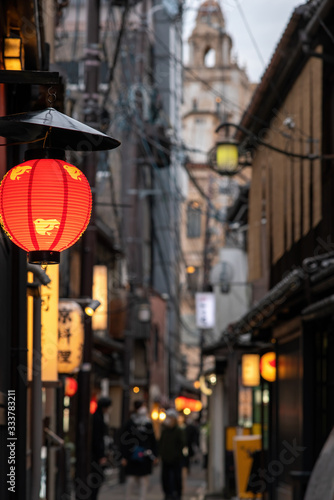 京都、先斗町 © ミネル ナカガミ