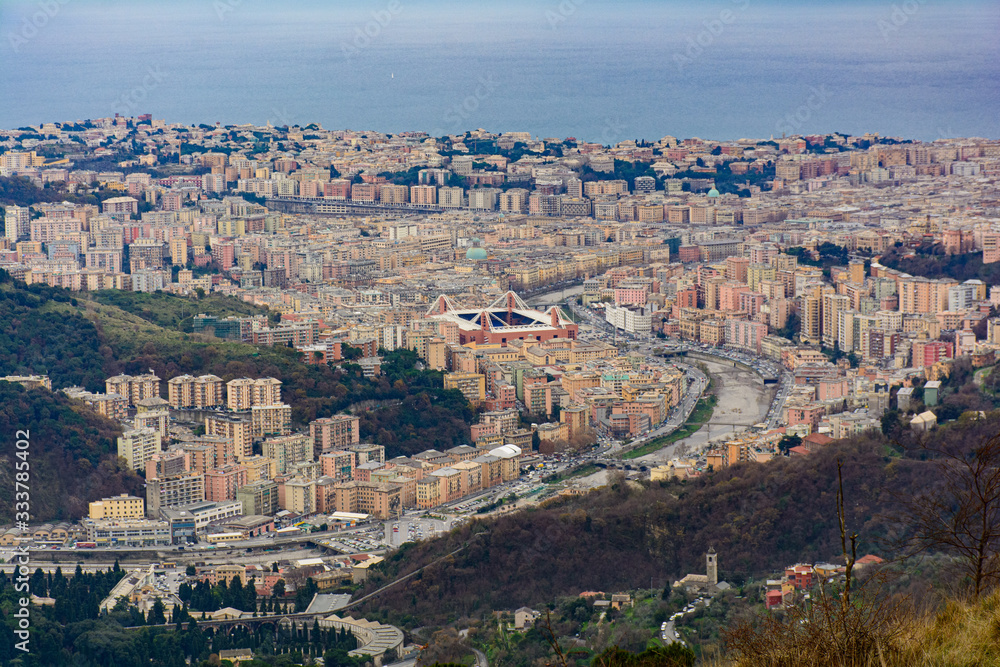 Panorama sulla Val Bisagno, città di Genova, con al centro lo stadio Marassi