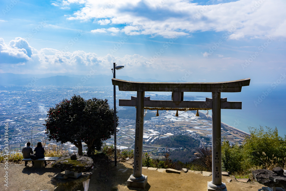 Torii in the sky (Japan - Kagawa)