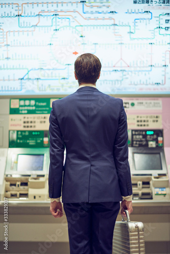 東京出張中のイギリス人のビジネスマン © One
