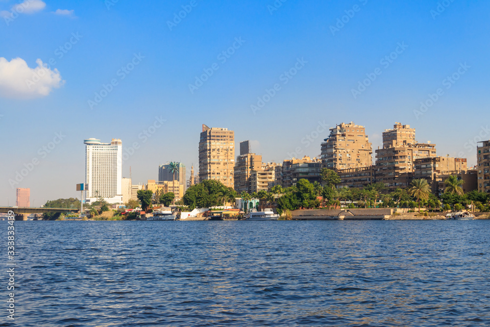 Obraz premium View of the Cairo city and Nile river in Egypt
