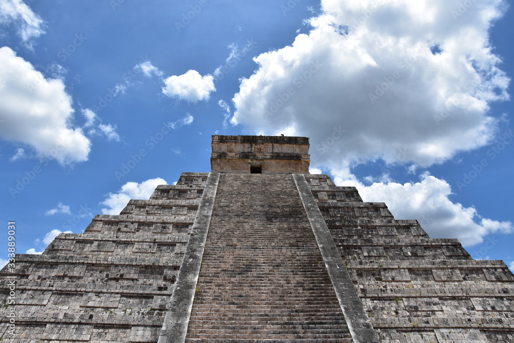 Chichen Itza pyramid, Mexico