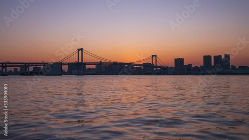 東京タイムラプス レインボーブリッジ 日没から夜景 fix
