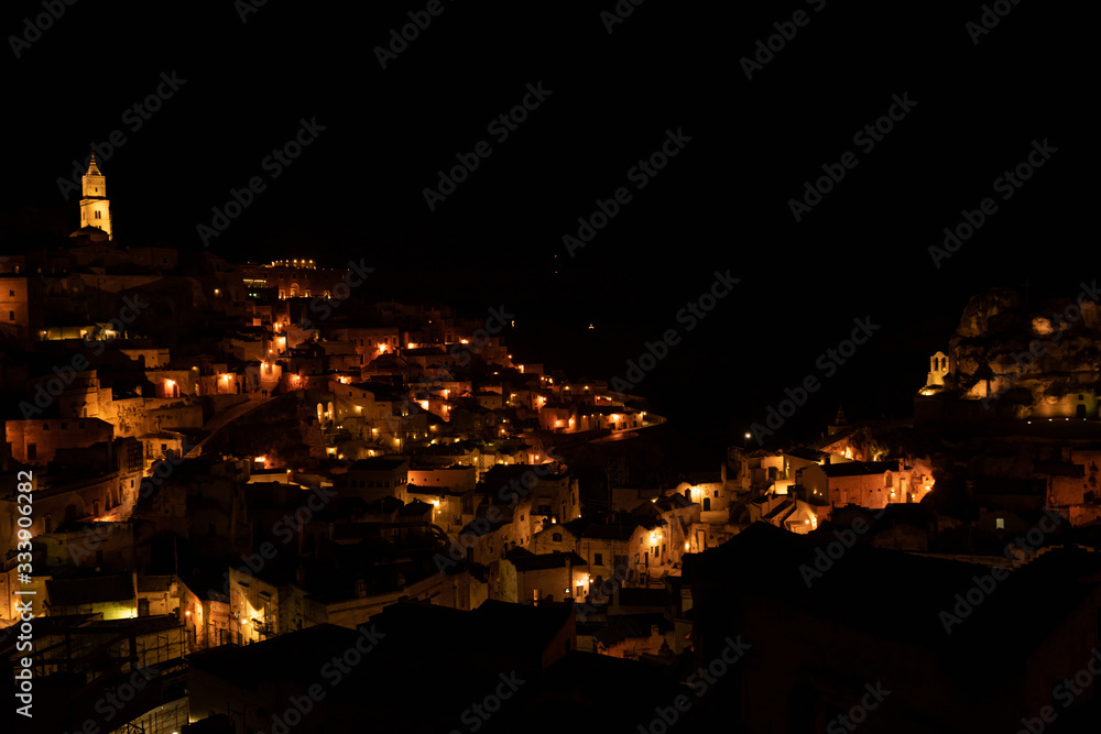 絶景イタリア・世界遺産の夜景　 Italy, Matera