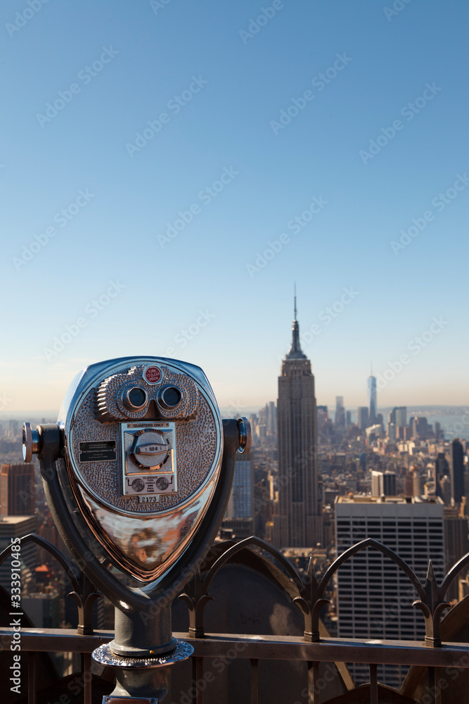 Travel image-Lower Manhattan with binoculars 