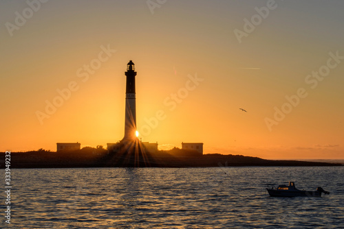Le grand phare de Sein © Pat on stock