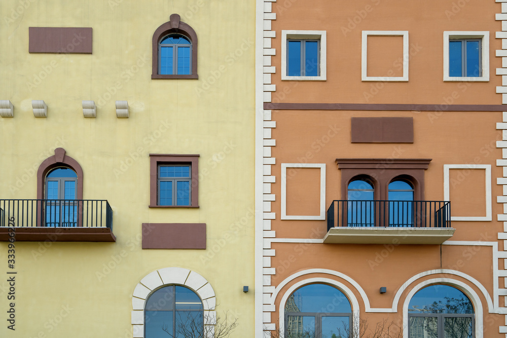 Obraz premium Colorful windows and walls of Mediterranean architecture