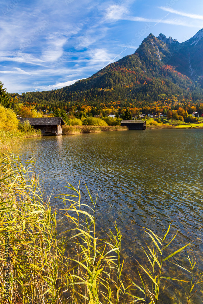 Fototapeta premium Hallstatter see in Upper Austria, Austria