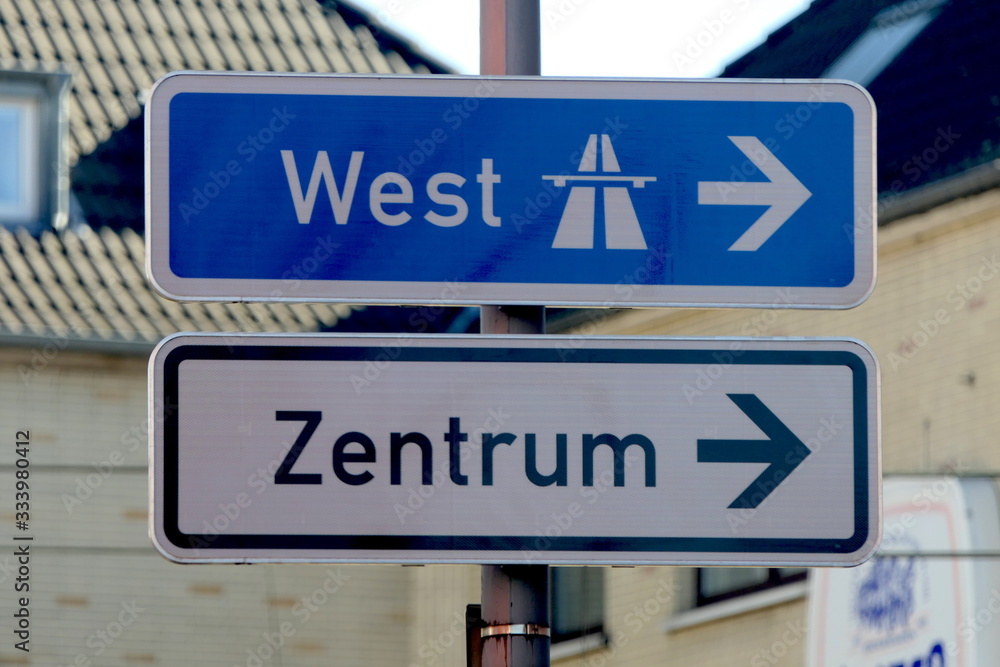 Schild Zentrum Autobahn Westkreuz