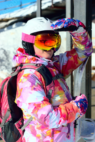 girl is ready to snowboarding