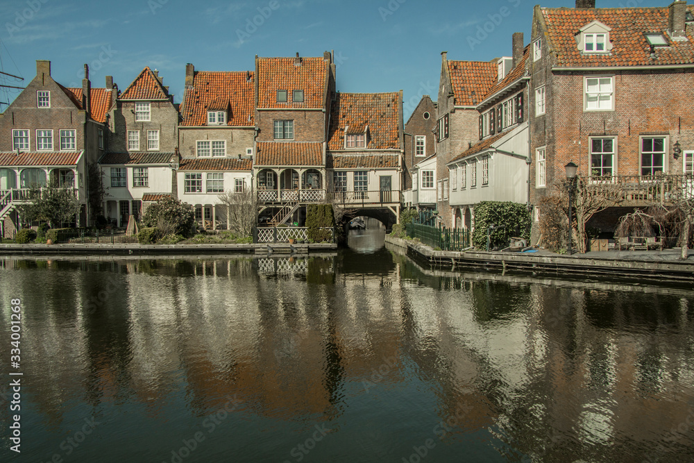 old houses on the canal 