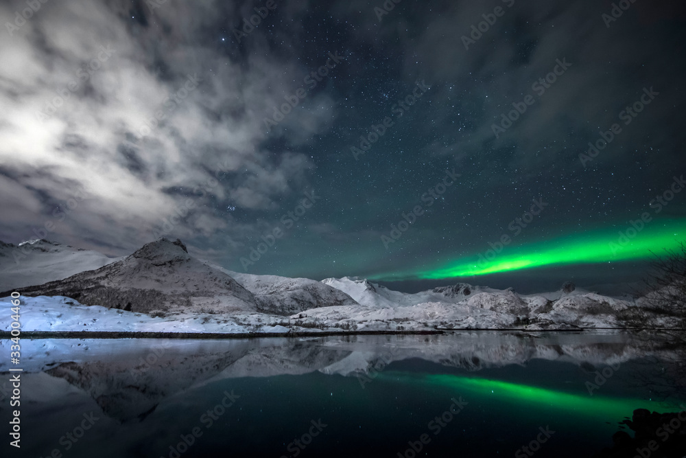 Aurora borealis - Polarlicht über Lofoten