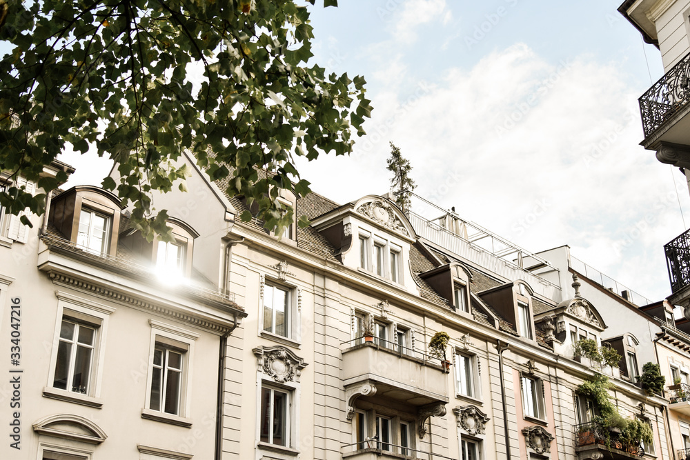 Fototapeta premium old building in the city