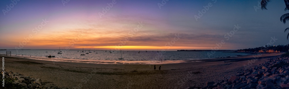 Mindil Beach Darwin at sunset 