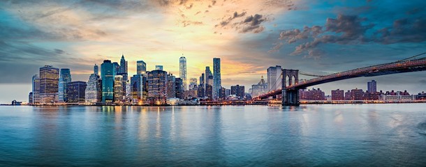 Fototapete Manhattan New York Panorama im Abendlicht  © Studio13lights