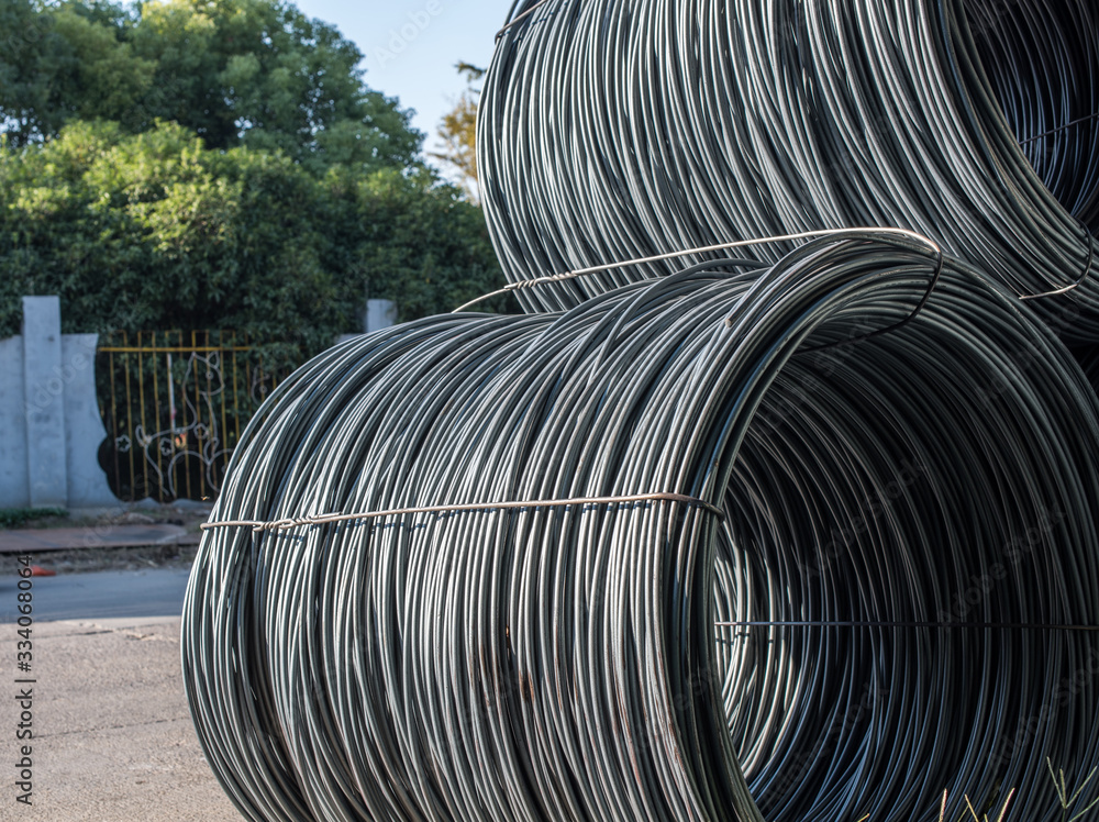 Fototapeta premium The construction site is filled with a large amount of steel 