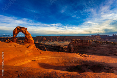 Utah's iconic Delicate Arch in Arches National Park at dusk