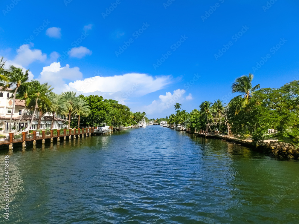 Luxury mansion in exclusive part of Fort Lauderdale