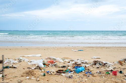 Beach in Thailand ruined by heavy plastic pollution © Iurii