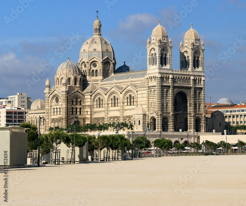La cathédrale de la Major ou cathédrale Sainte-Marie-Majeure,de style néo-byzantin , est la cathédrale catholique de Marseille.