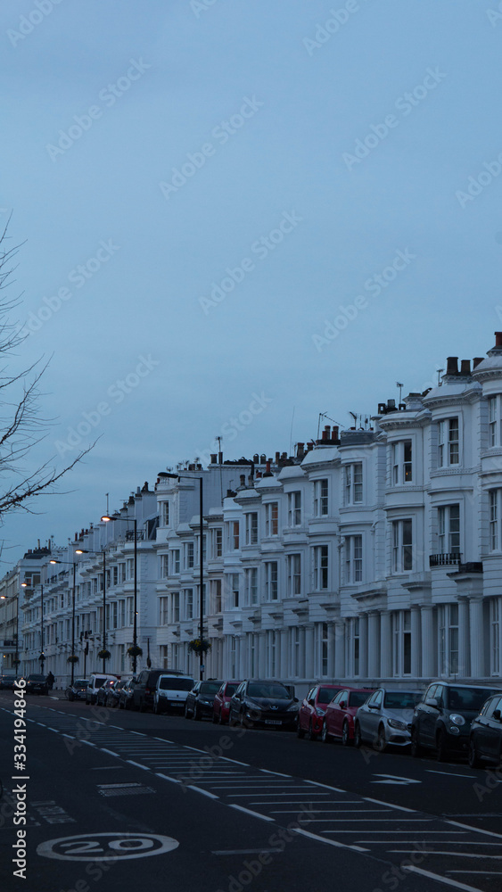 Fototapeta premium buildings in the street london