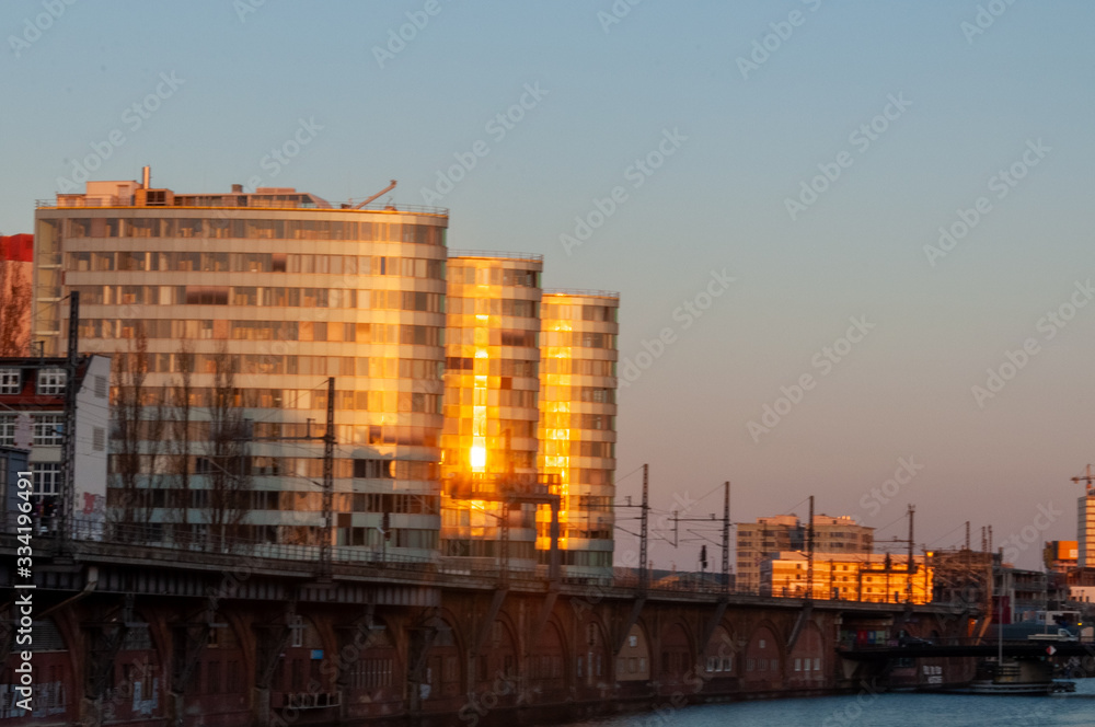 Büros im Sonnenschein