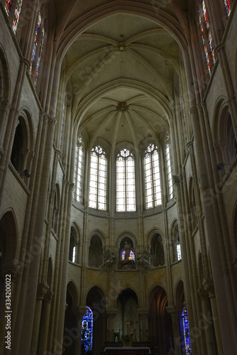 Choeur gothique de la cathédrale de Senlis, France