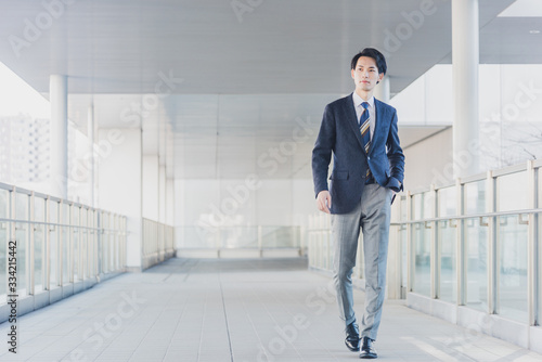 ビジネスマン 若い男性 ポートレート © HML