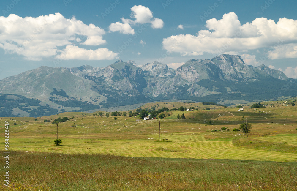 Mountains Mountains