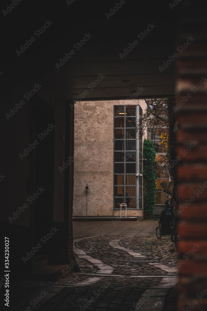 Fototapeta premium Alleyway