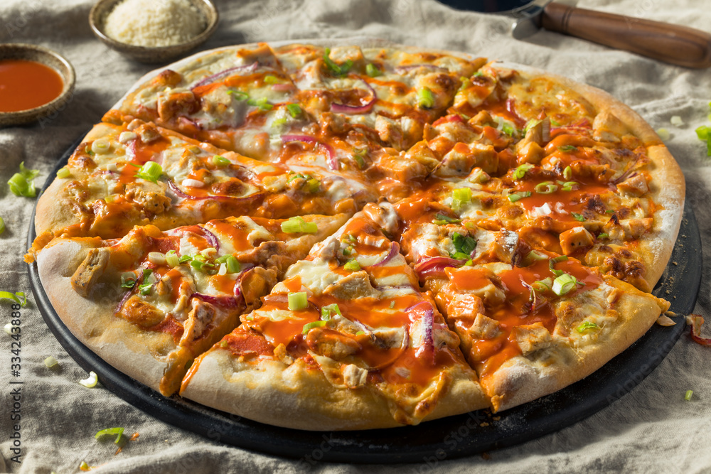 Homemade Buffalo Chicken Pizza Homemade Buffalo Chicken Pizza