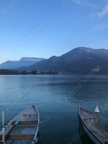 boat on lake © beguin