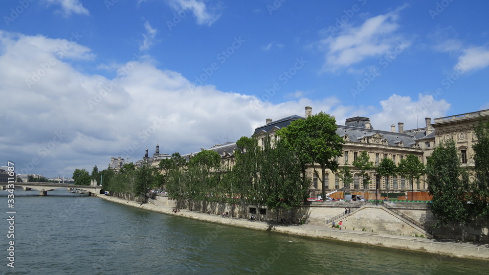 seine river in paris seine river in paris