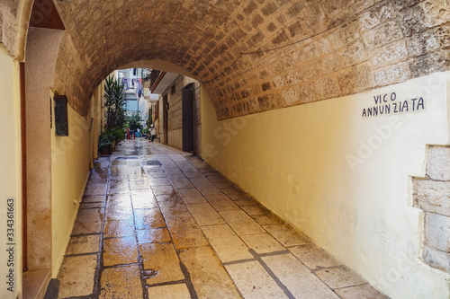 Alleyway, Mola di Bari.  Puglia. Italy.