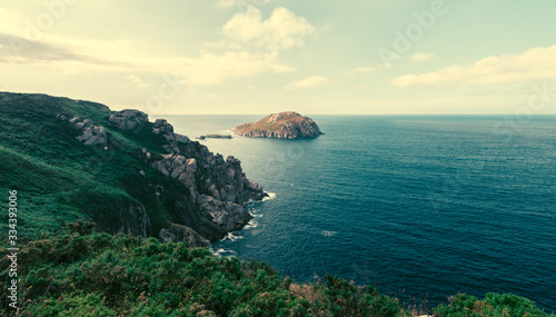 Fototapeta Naklejka Na Ścianę i Meble -  view of island in the sea