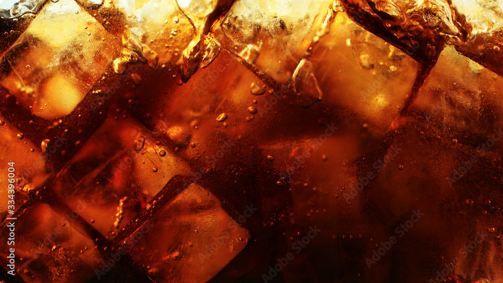 Detail of cola drink with ice cubes - obrazy, fototapety, plakaty 