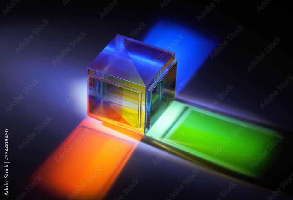 Scattering Cube dispersion of artificial light, dichroic reflective square cube ...