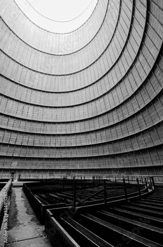 usine industrie abandonné urbex architecture urbain monumental géant 