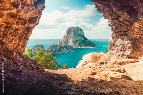 Fototapeta Naklejka Na Ścianę i Meble -  Es Vedra Ibiza