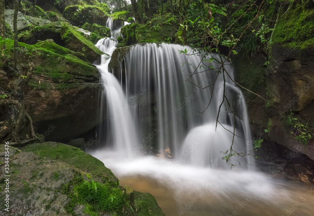 Obraz premium Amazing and Beautiful waterfall in Meghalaya Northeast India