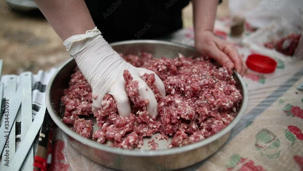 Meat mixing preparation process for kebab Meat mixing preparation process for kebab