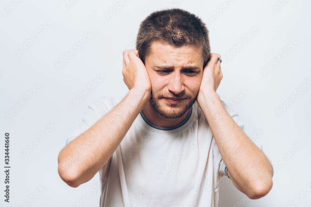 Naklejka premium Close ears man