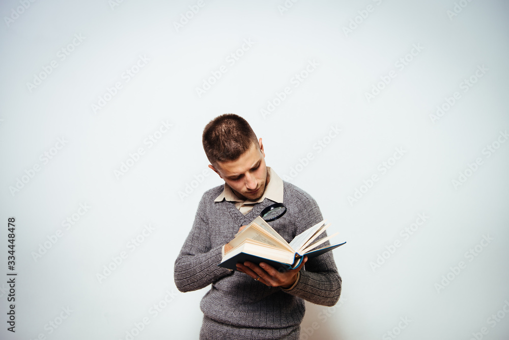 Obraz premium The man with a book