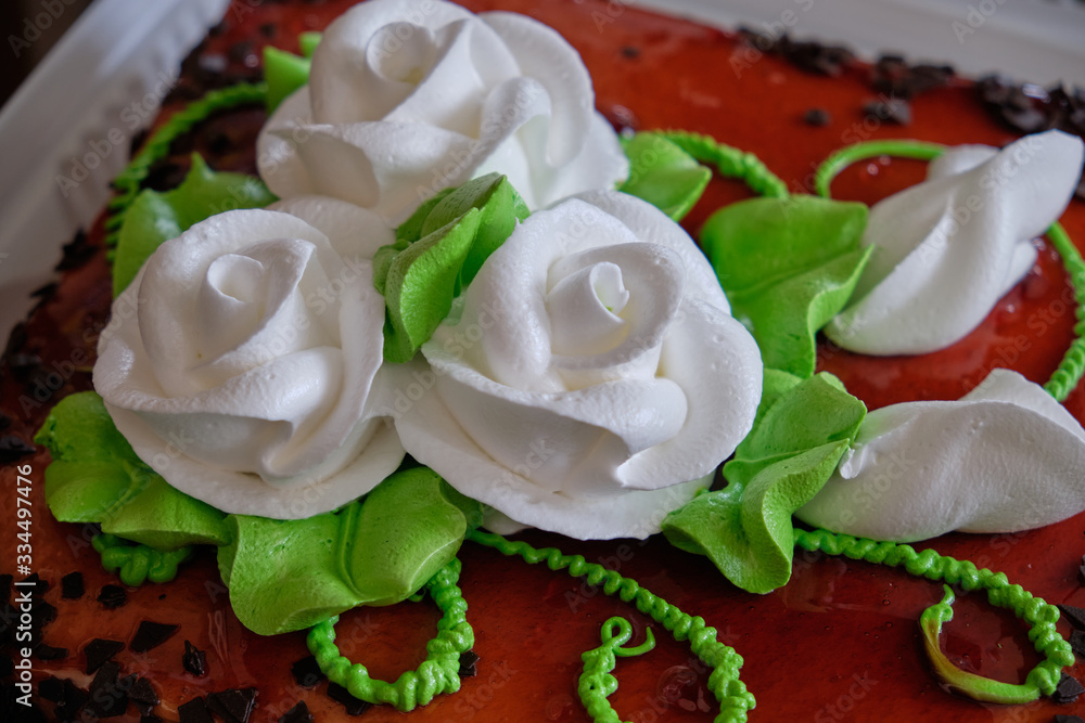 Cream flowers on cake Cream flowers on cake